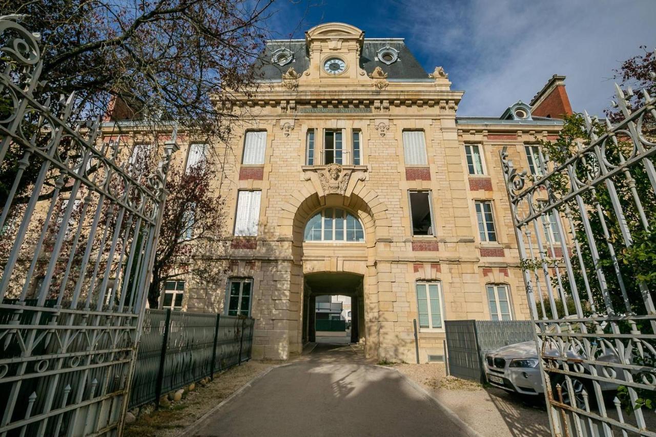 Apartamento Le Corbeau Et Le Homard, Un Vrai Havre De Paix Dijon Exterior foto